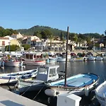 Apartman Hameau La Madrague-8 By Interhome