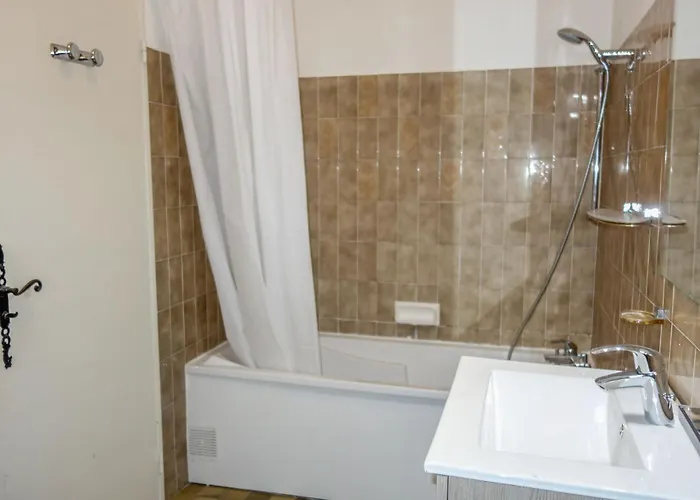 Hameau La Madrague-8 By Interhome شقة لا مادراج